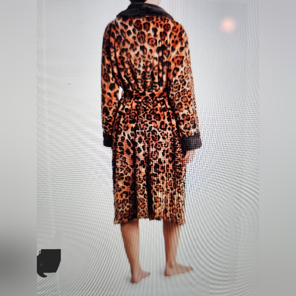 ANNE KLEIN CHEETAH PRINT LONG ROBE (NWT) - Picture 11 of 12
